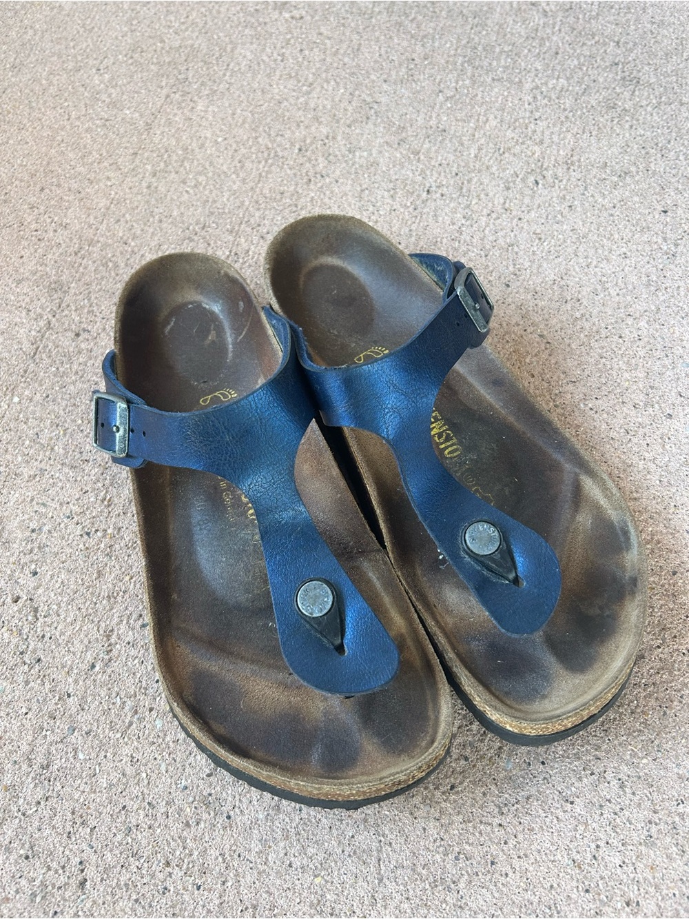 Birkenstock Gizah Women’s Size 39 Blue Iridescent Toe-Post Sandals with Buckle